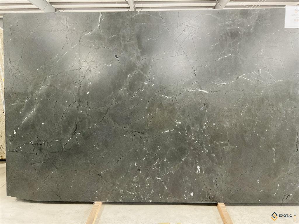 Negresco Extra Quartzite